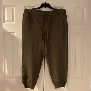 Prologue XL pants with elastic waist and cuffs. Olive Green